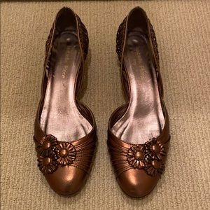 Italian Isabella Fiore metallic fun kitten heel
